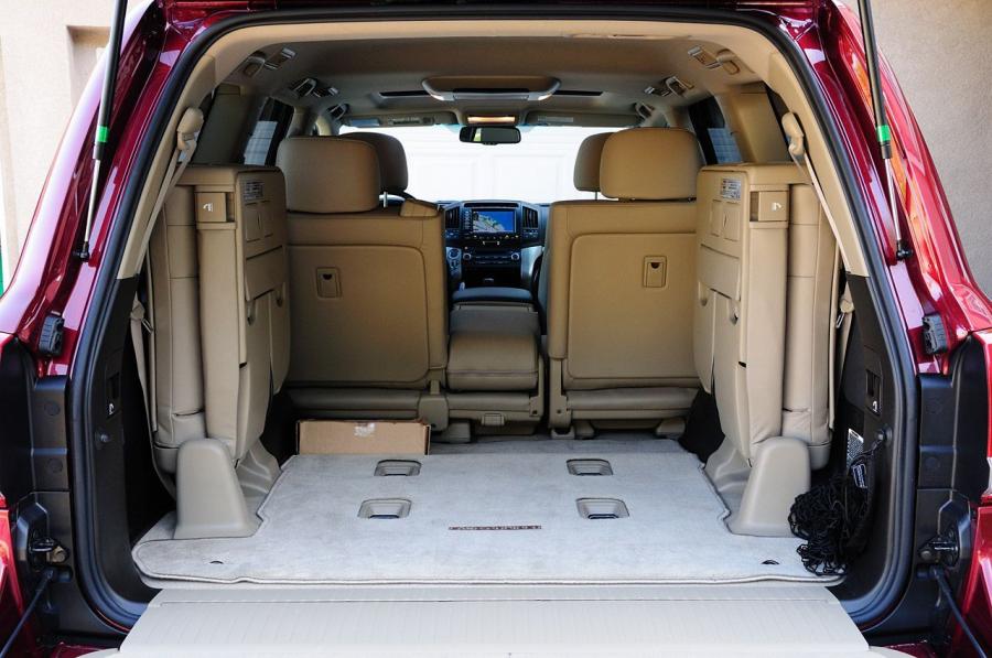  Toyota Land Cruiser 2011 года  (фото 8 из 56)
